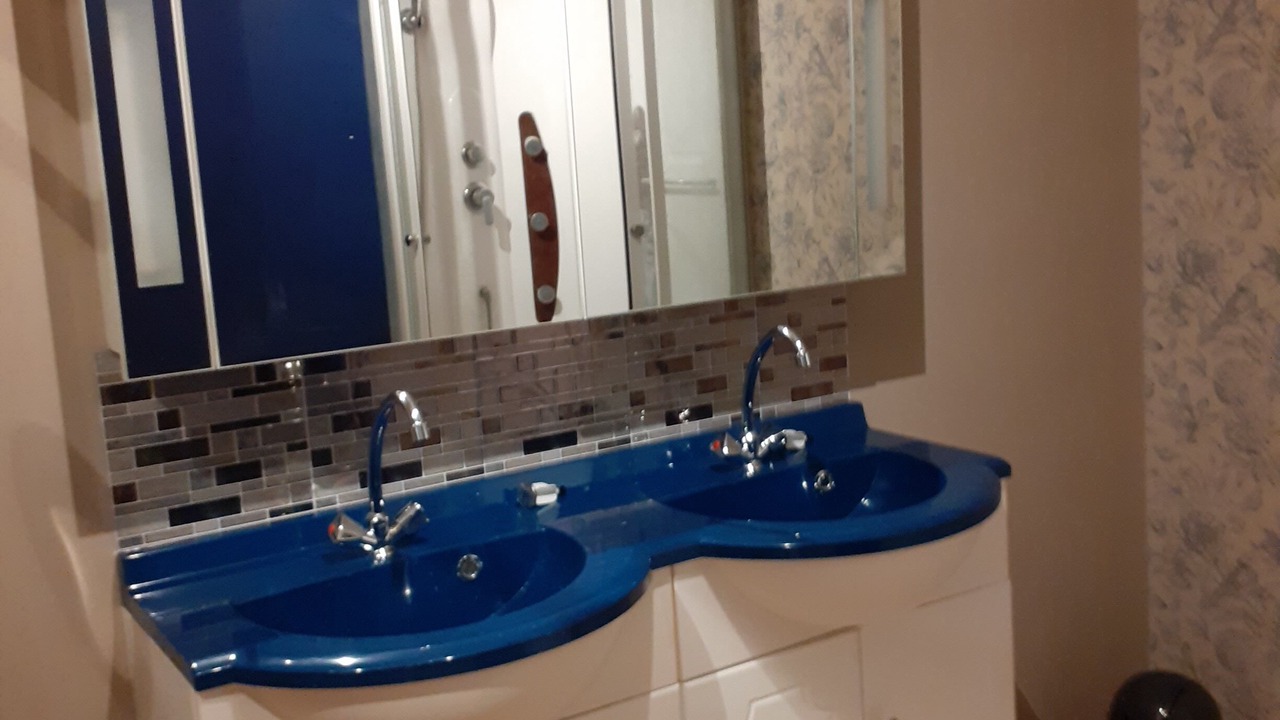 Photo of Bathroom in Escles