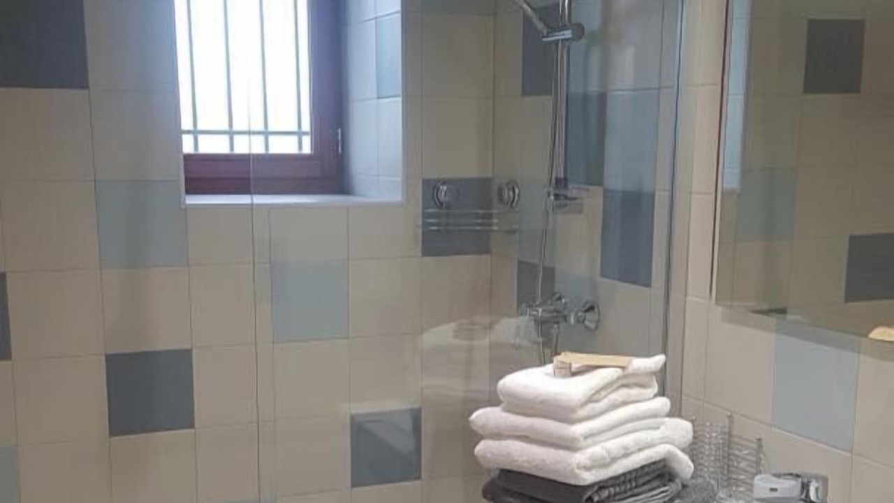 Photo of Bathroom in Saint-Clement-les-Places