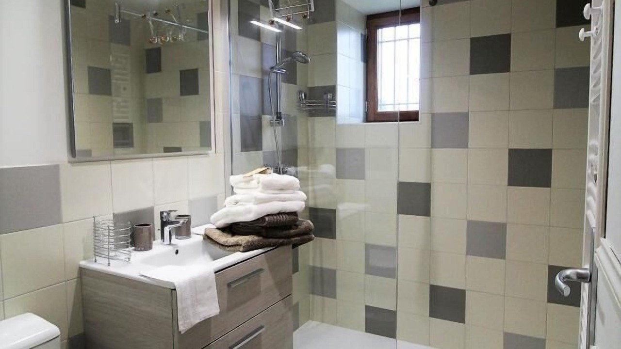 Photo of Bathroom in Saint-Clement-les-Places
