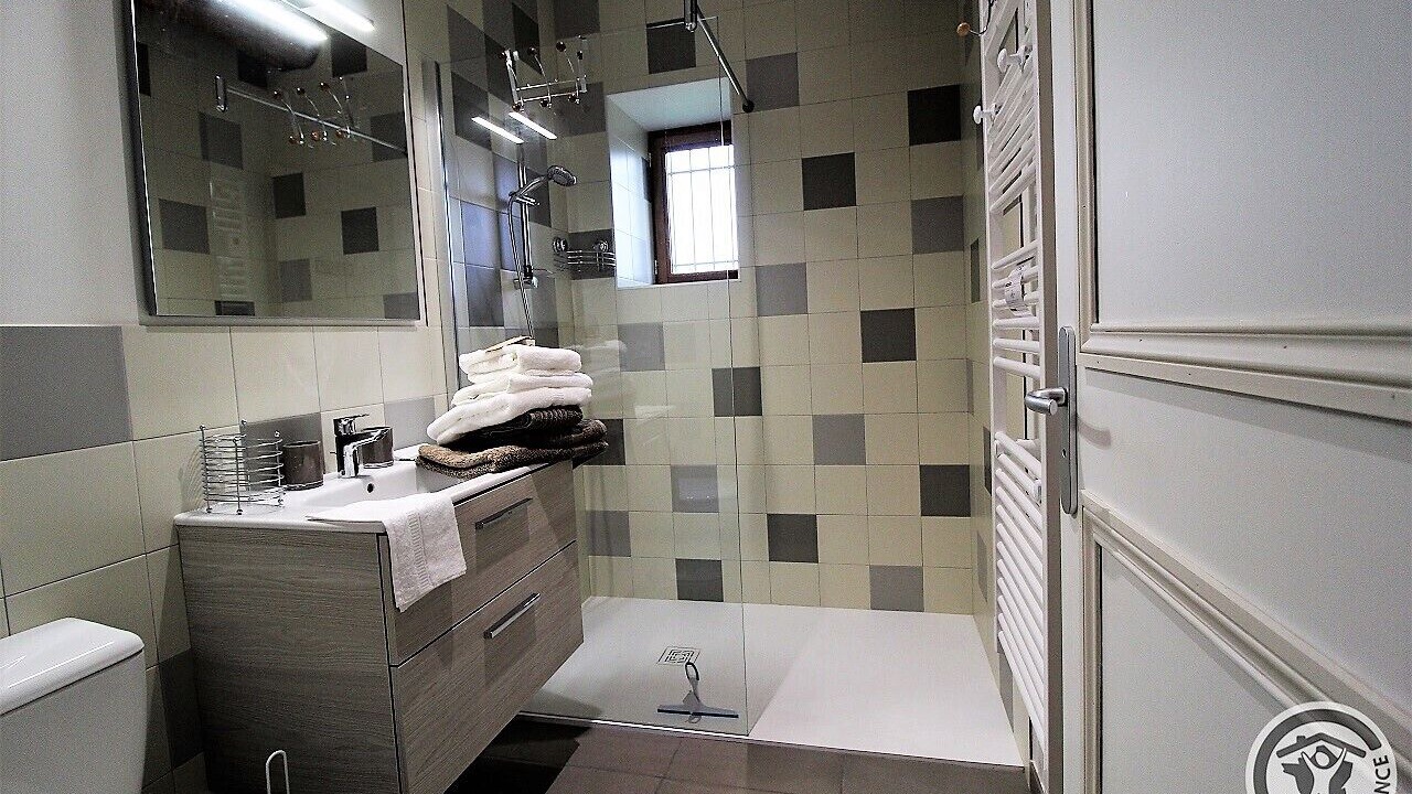 Photo of Bathroom in Saint-Clement-les-Places