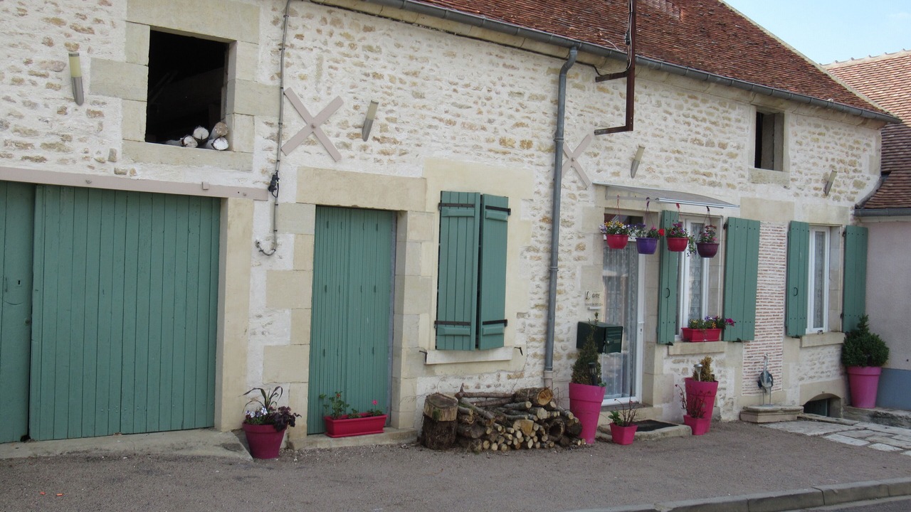 Photo of Outdoor in Narcy