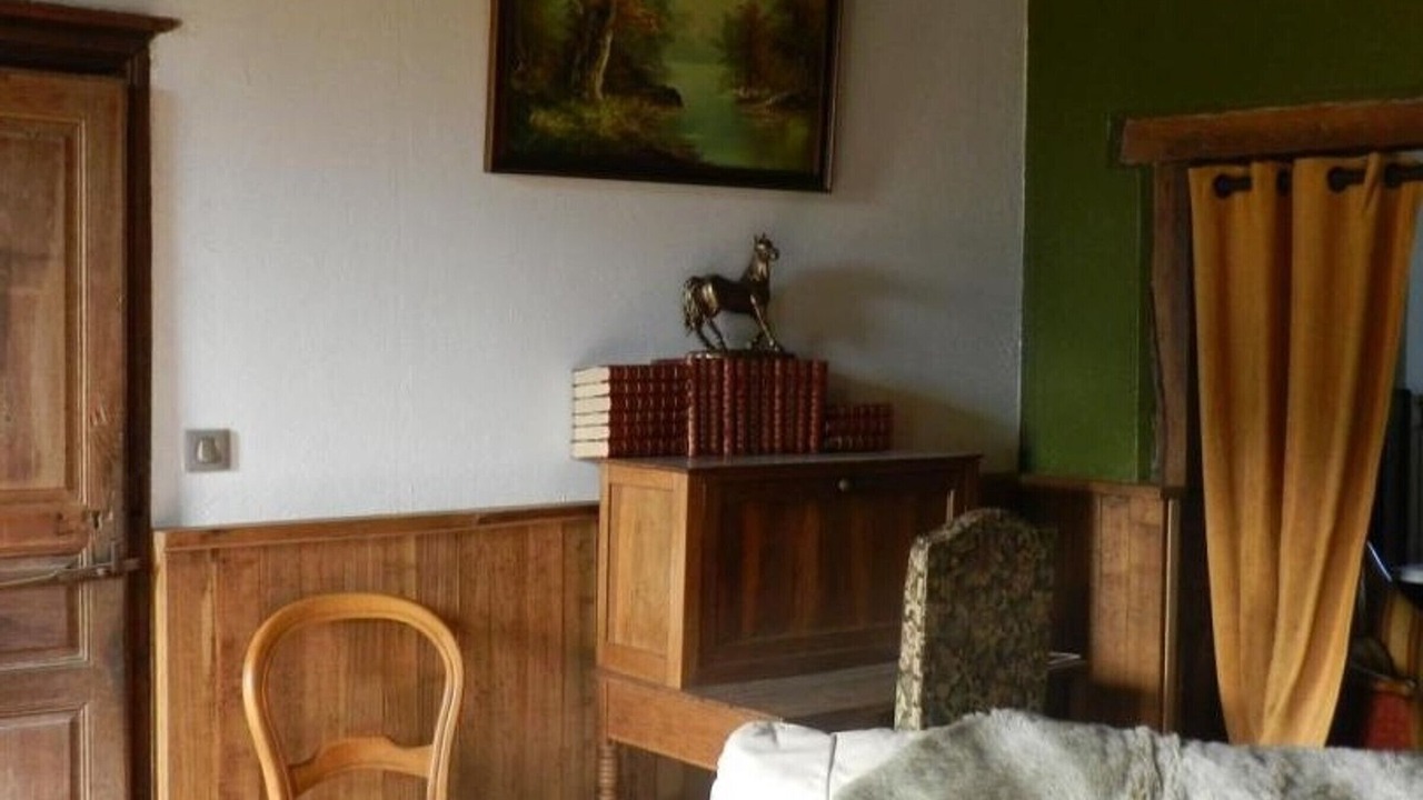 Photo of Livingroom in Mercy