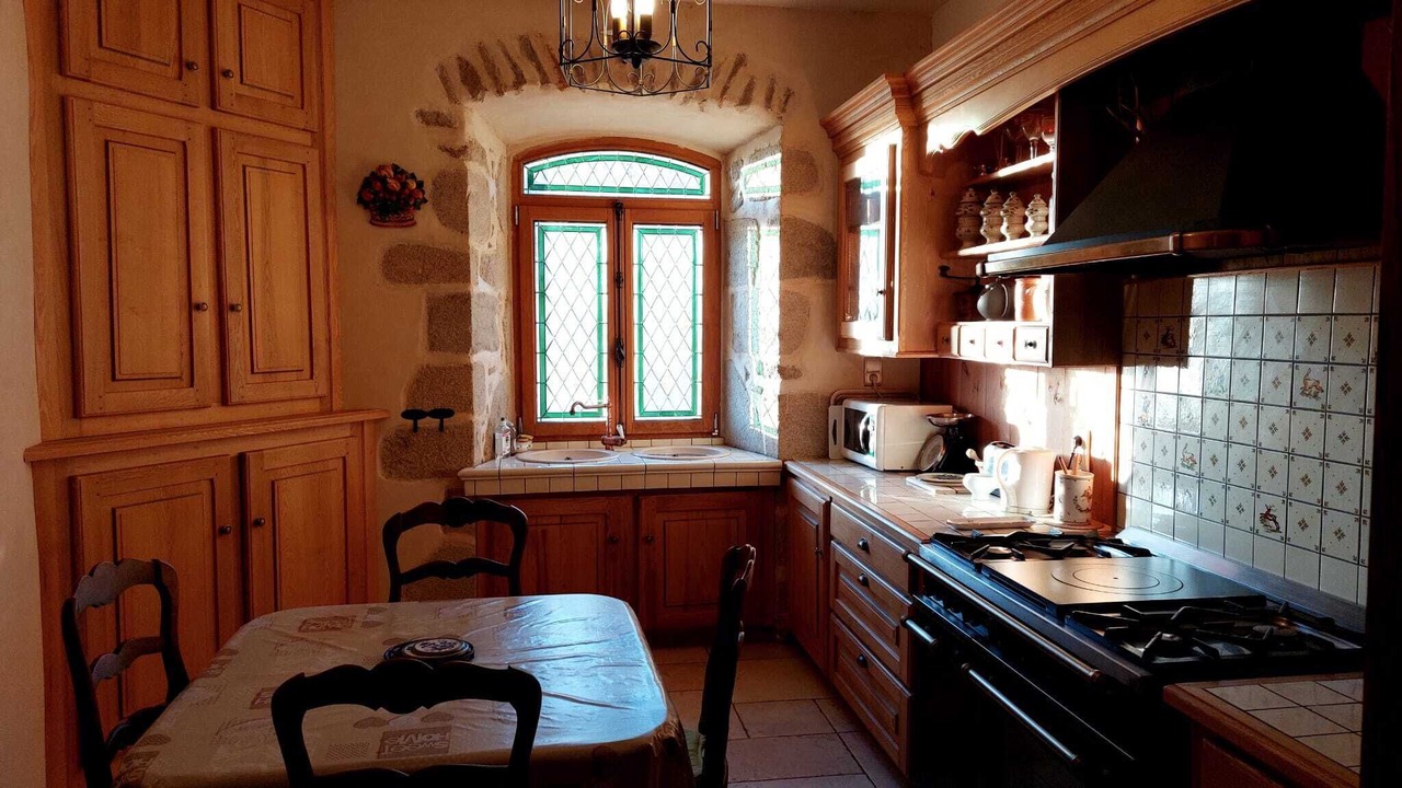 Photo of Kitchen in Saint-Bonnet-le-Chastel
