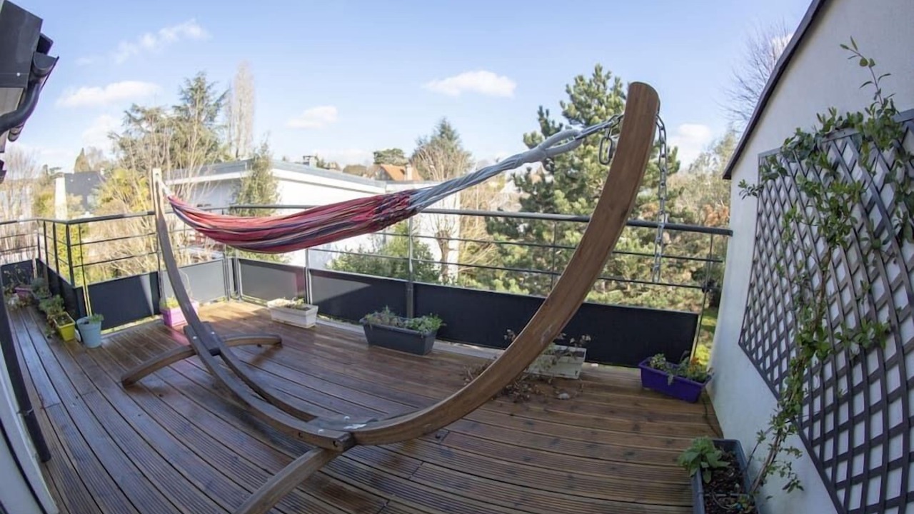 Photo of Patio Balcony in Verrieres-le-Buisson