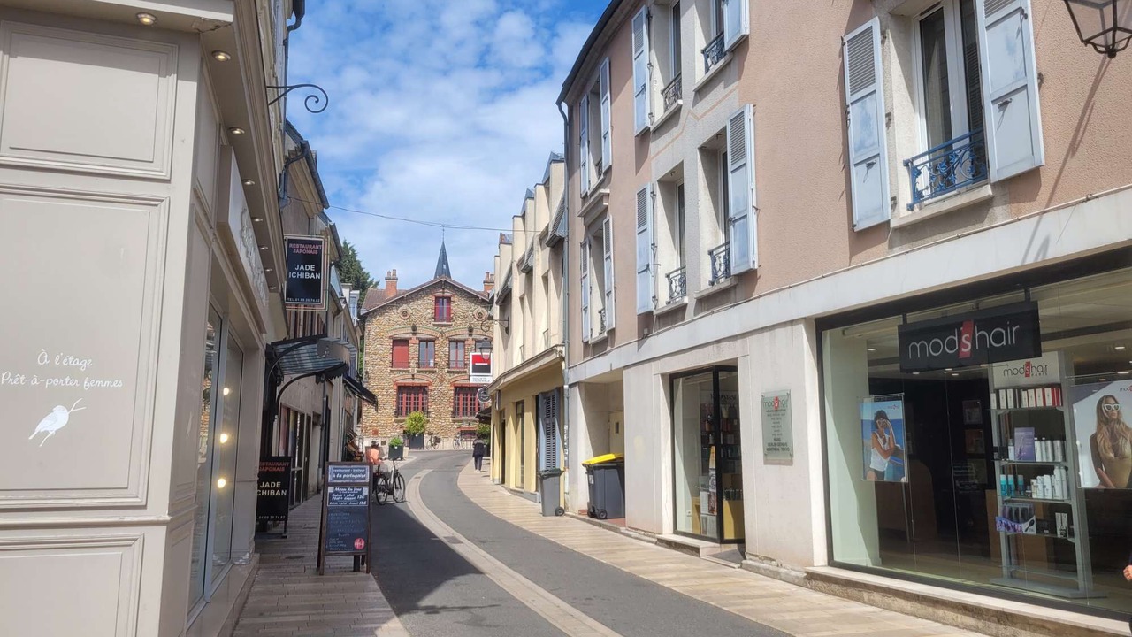 Photo of Others in Verrieres-le-Buisson