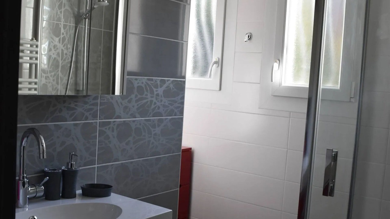 Photo of Bathroom in Pierre-Chatel