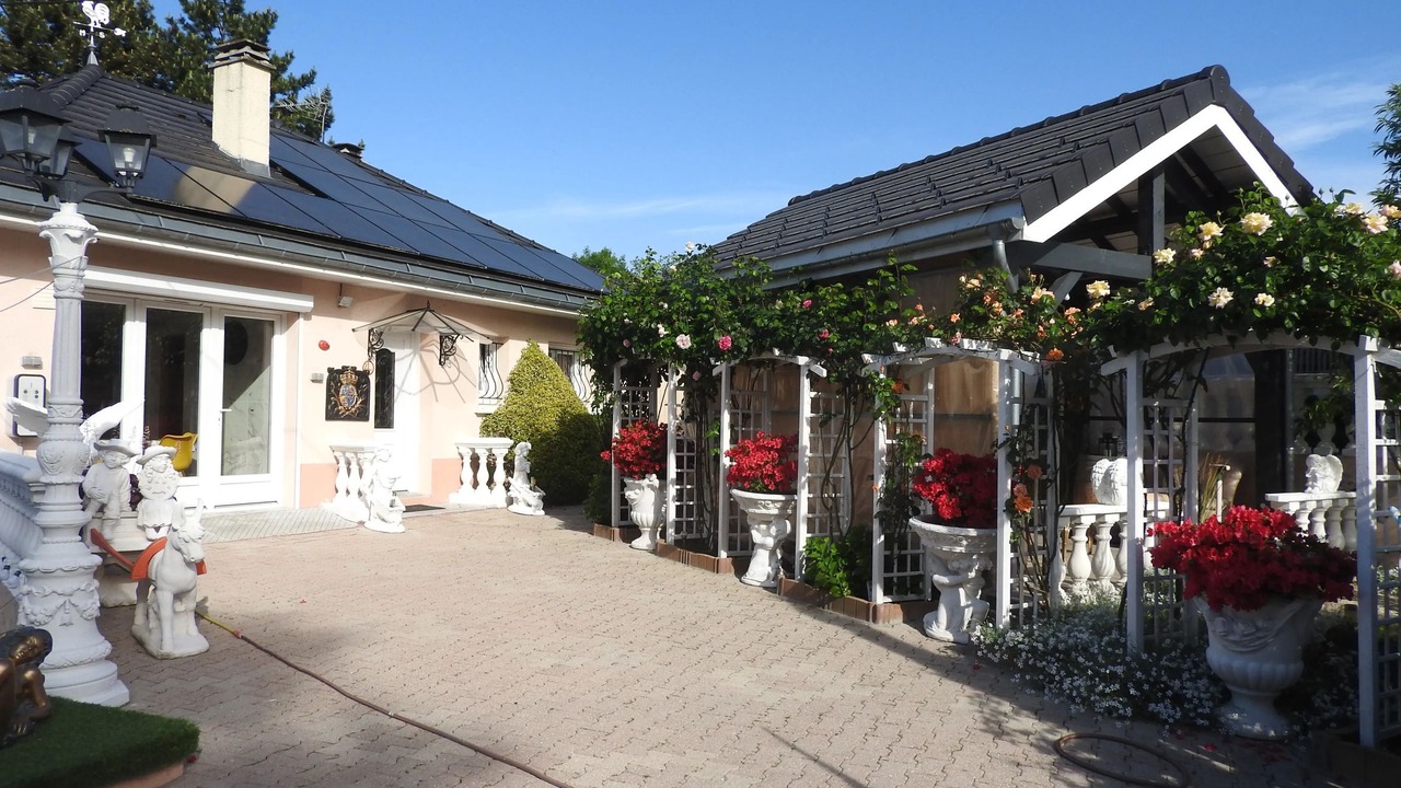 Photo of Outdoor in Pierre-Chatel