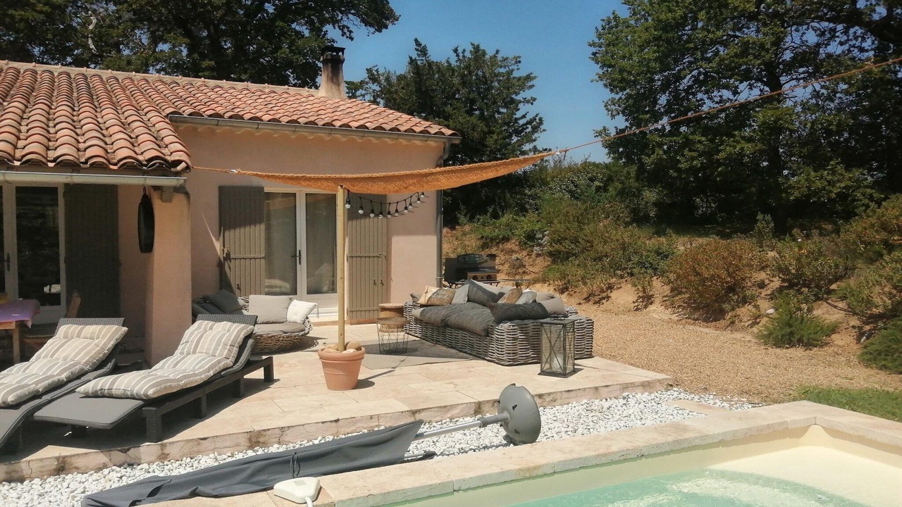 Photo of Outdoor in Buisson