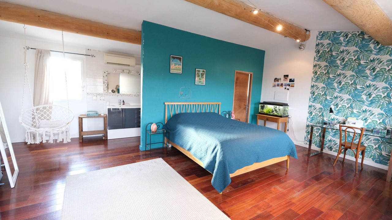 Photo of Livingroom in Puget