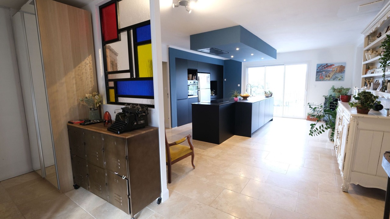 Photo of Livingroom in Puget