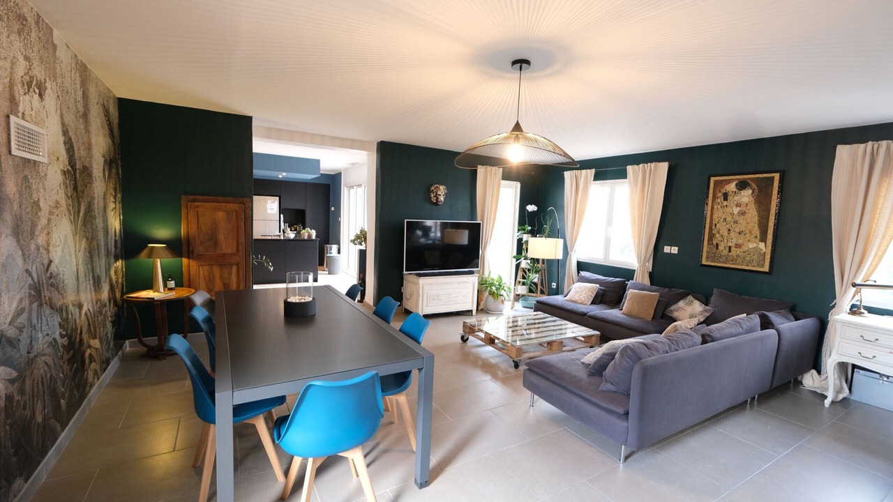 Photo of Livingroom in Puget