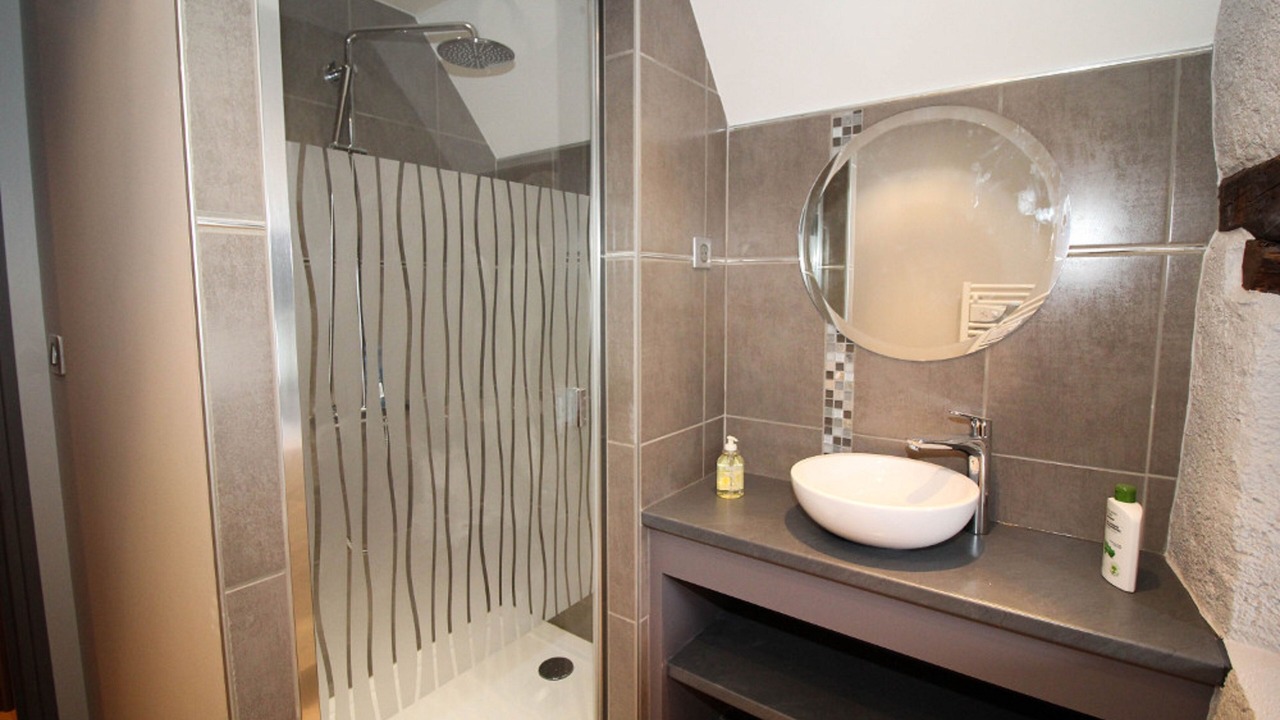 Photo of Bathroom in Lavastrie