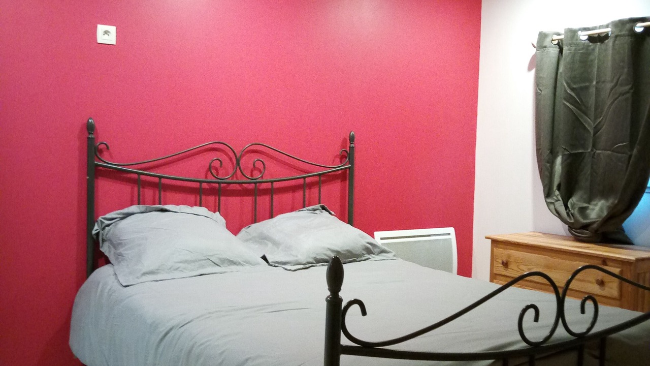 Photo of Bedroom in Saint-Jacques-des-Blats