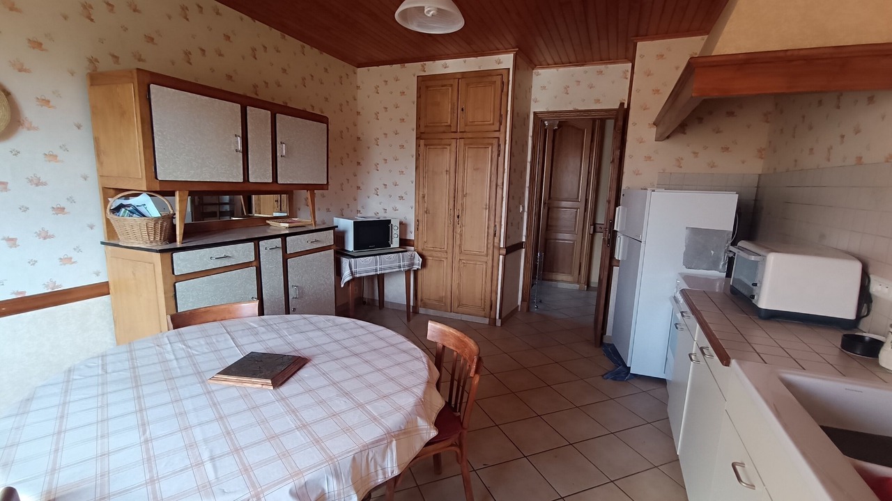 Photo of Kitchen in Perrier