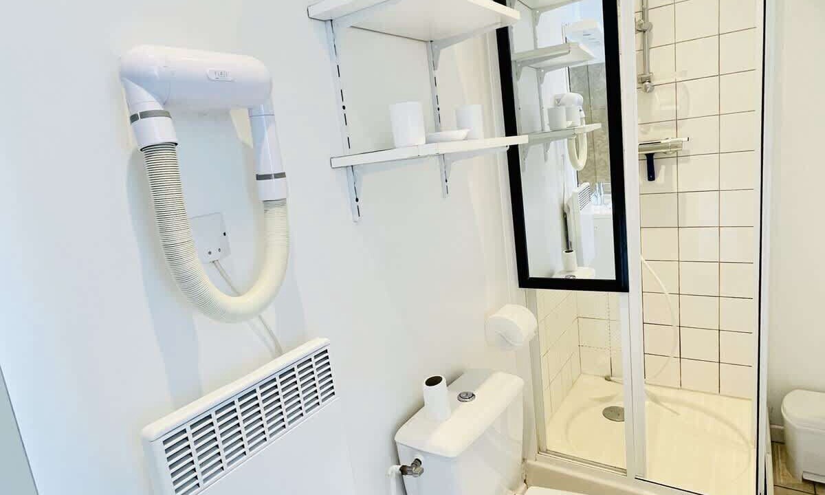 Photo of Bathroom in Forges-les-Bains