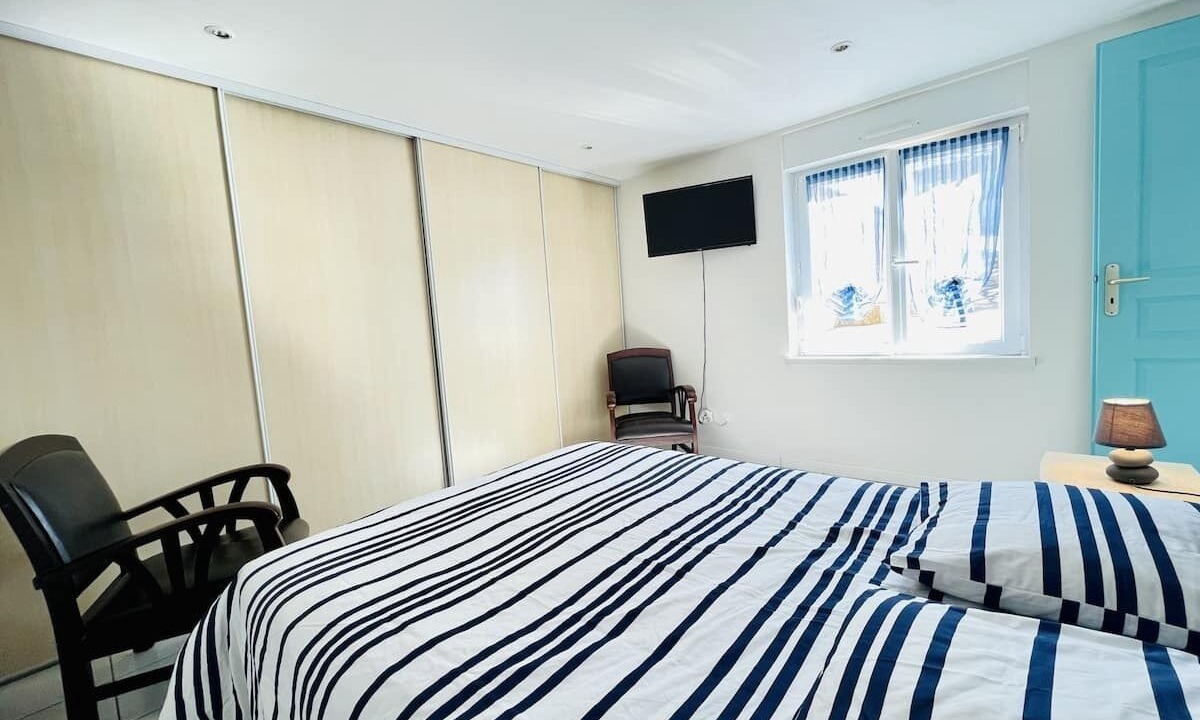 Photo of Bedroom in Forges-les-Bains