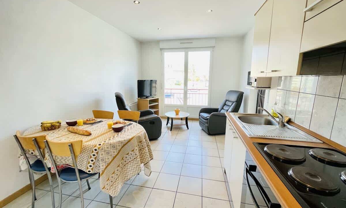 Photo of Kitchen in Forges-les-Bains