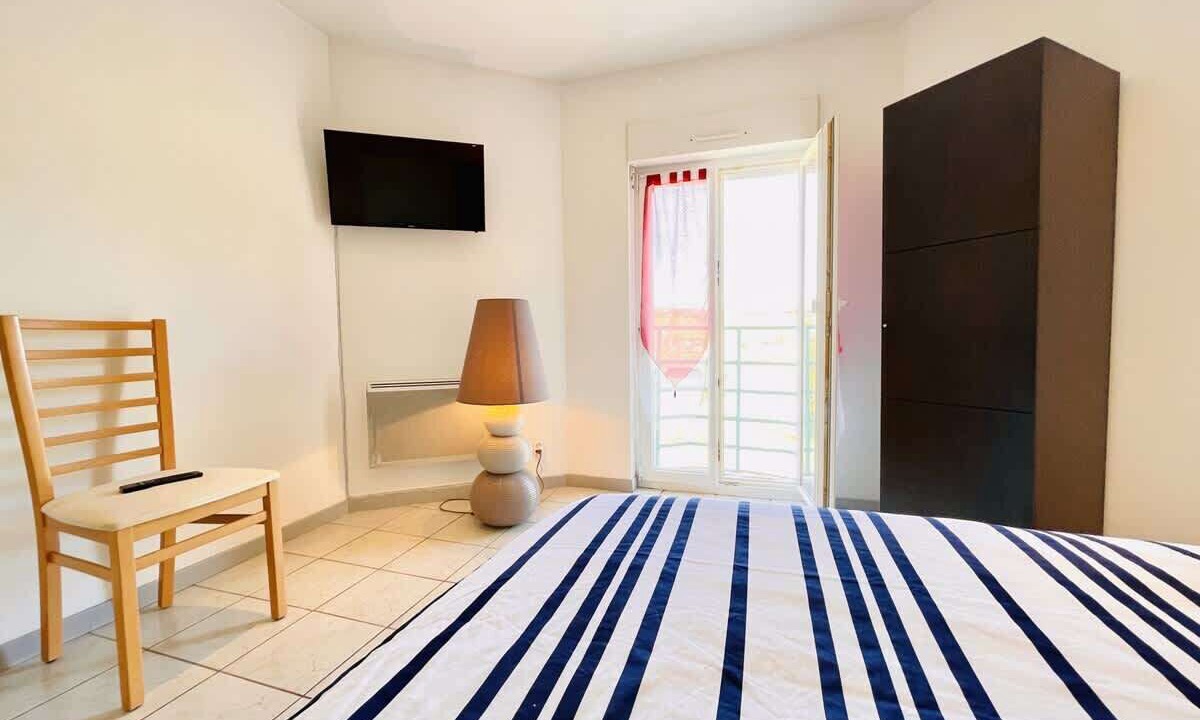 Photo of Bedroom in Forges-les-Bains