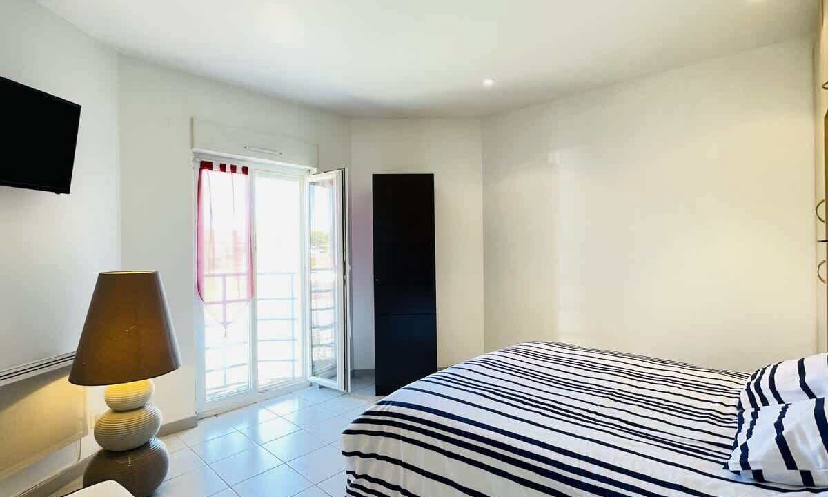 Photo of Bedroom in Forges-les-Bains