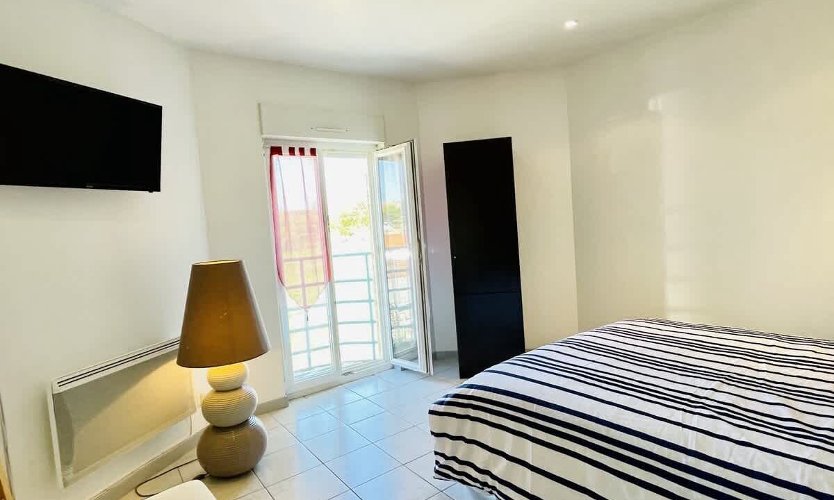 Photo of Bedroom in Forges-les-Bains
