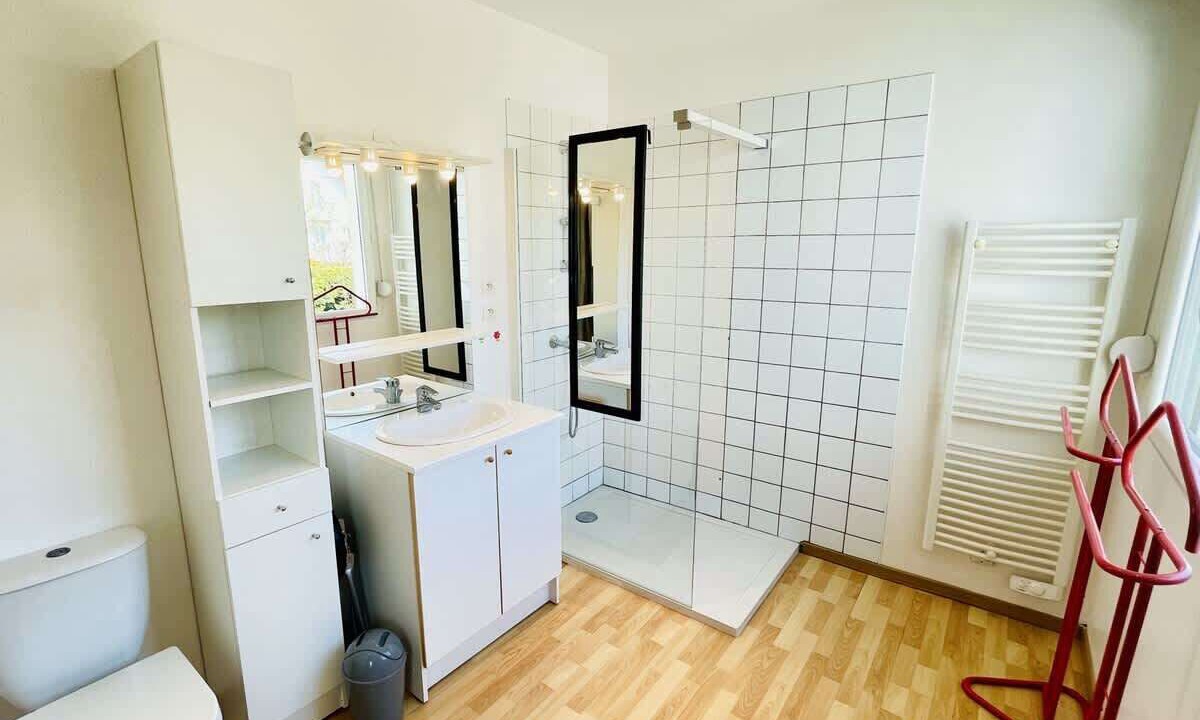Photo of Bathroom in Forges-les-Bains