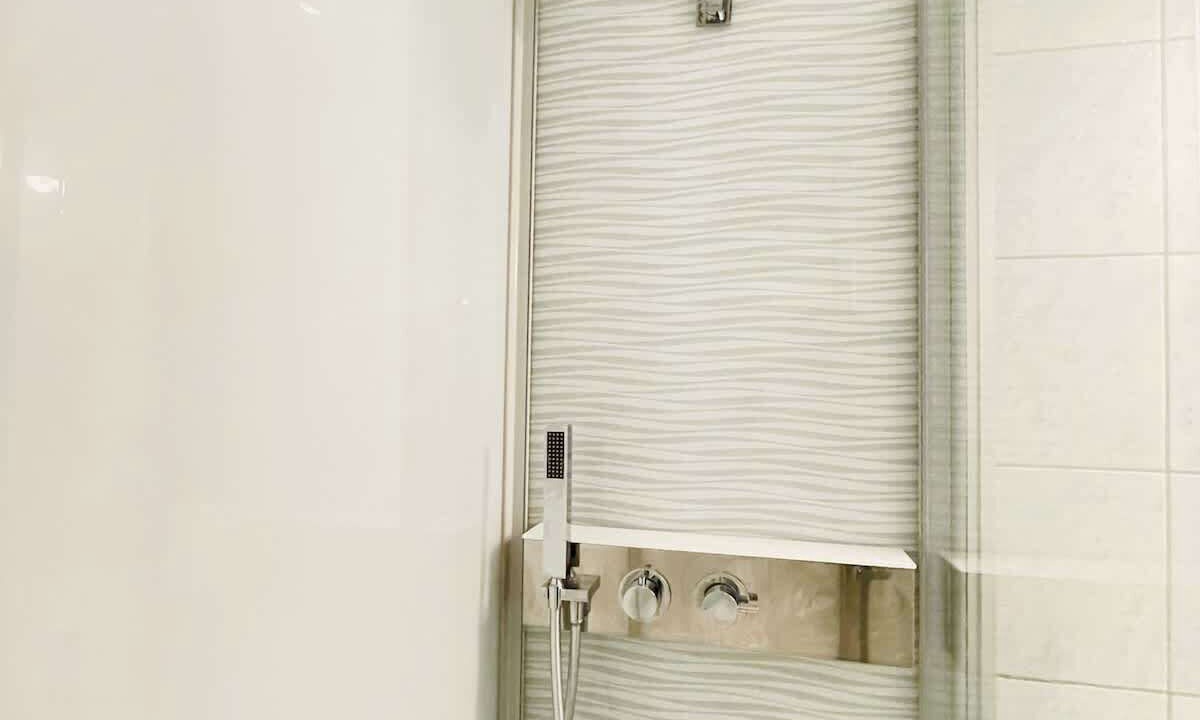 Photo of Bathroom in Forges-les-Bains