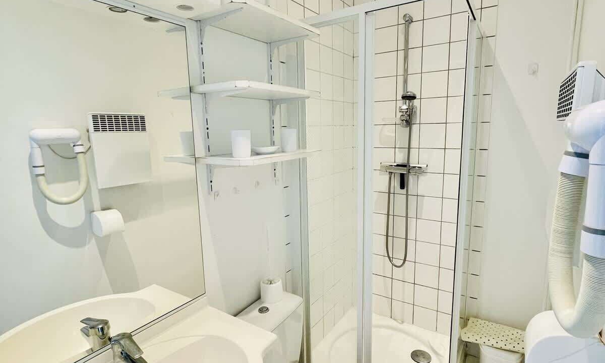 Photo of Bathroom in Forges-les-Bains