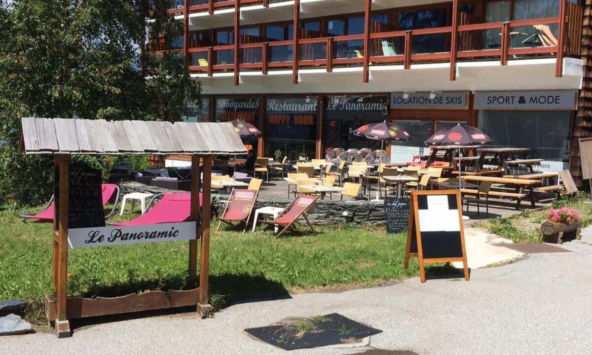 Photo of Outdoor in Arc-1600