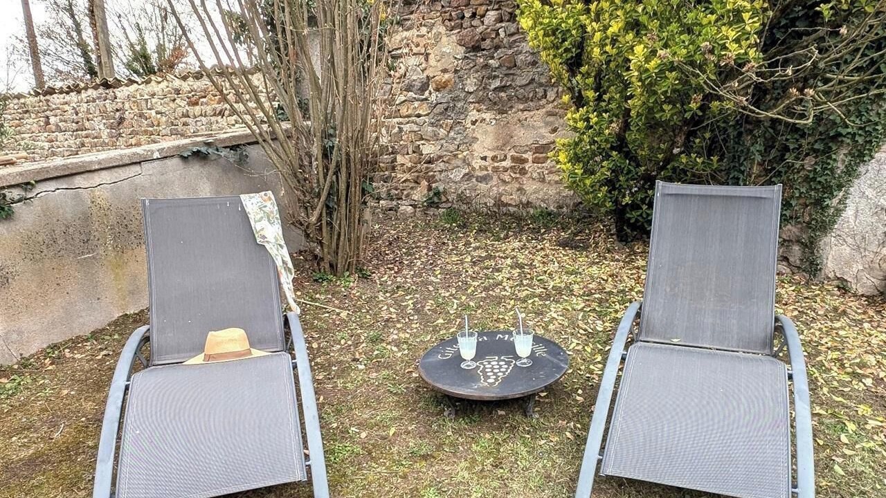 Photo of Patio Balcony in Villie-Morgon