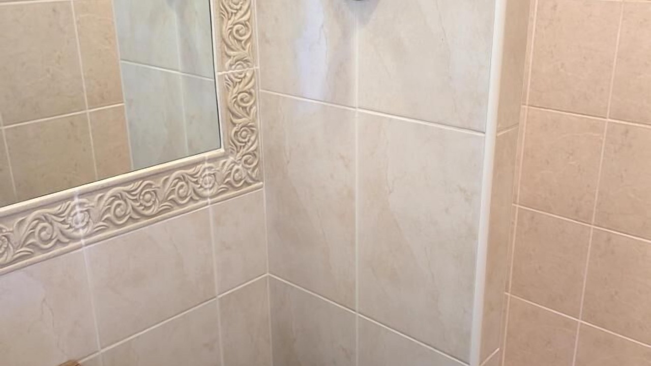 Photo of Bathroom in Saint-Clement-les-Places