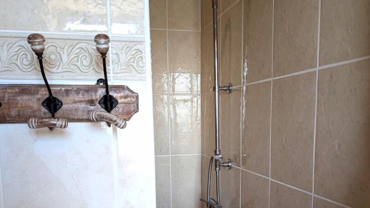 Photo of Bathroom in Saint-Clement-les-Places