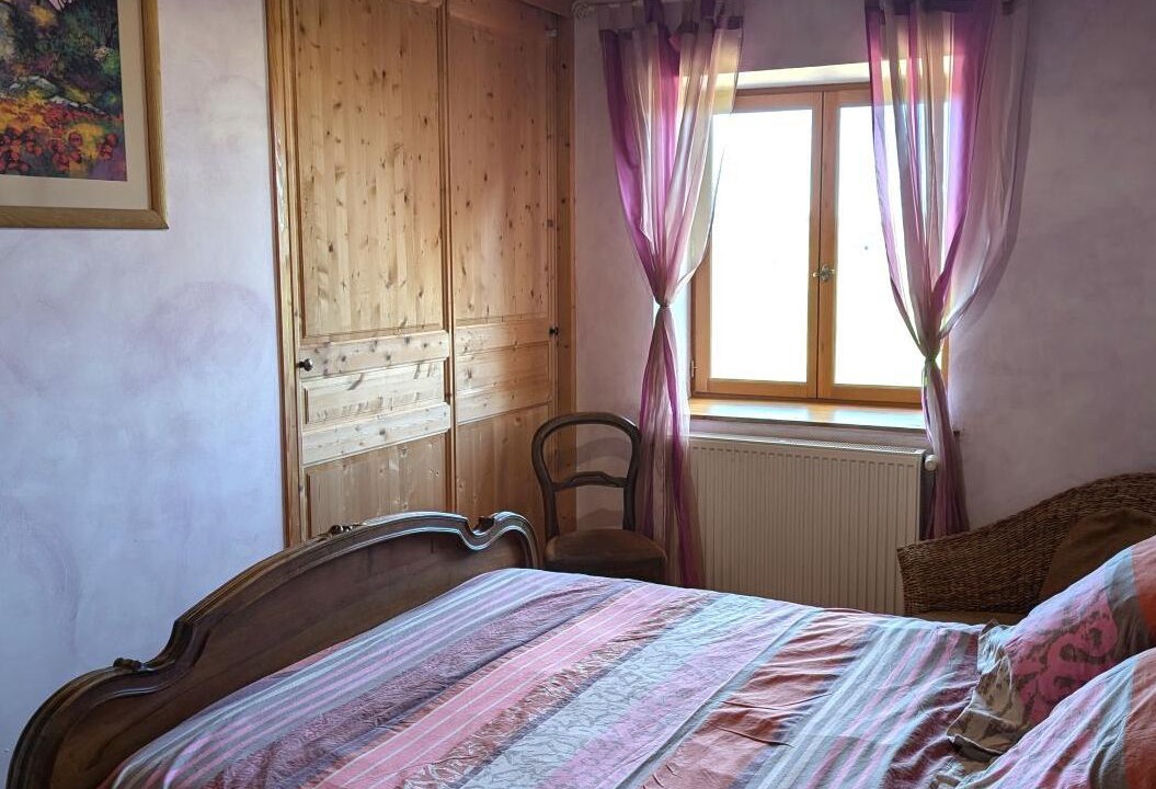 Photo of Bedroom in Saint-Clement-les-Places