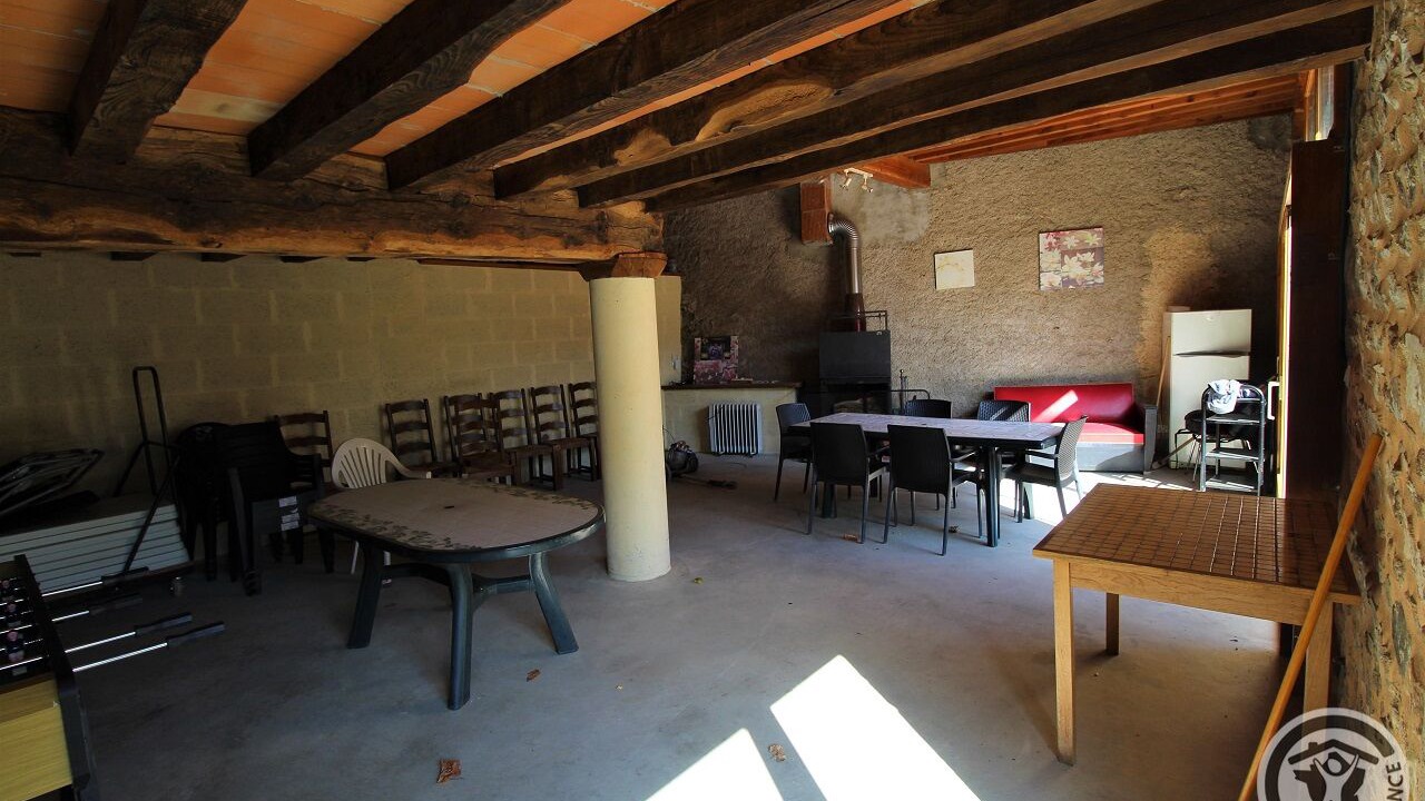Photo of Others in Saint-Bonnet-des-Bruyeres