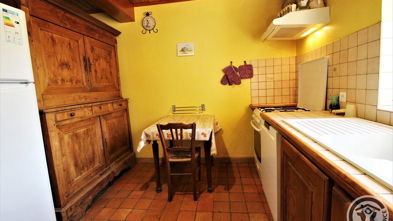 Photo of Kitchen in Saint-Bonnet-des-Bruyeres