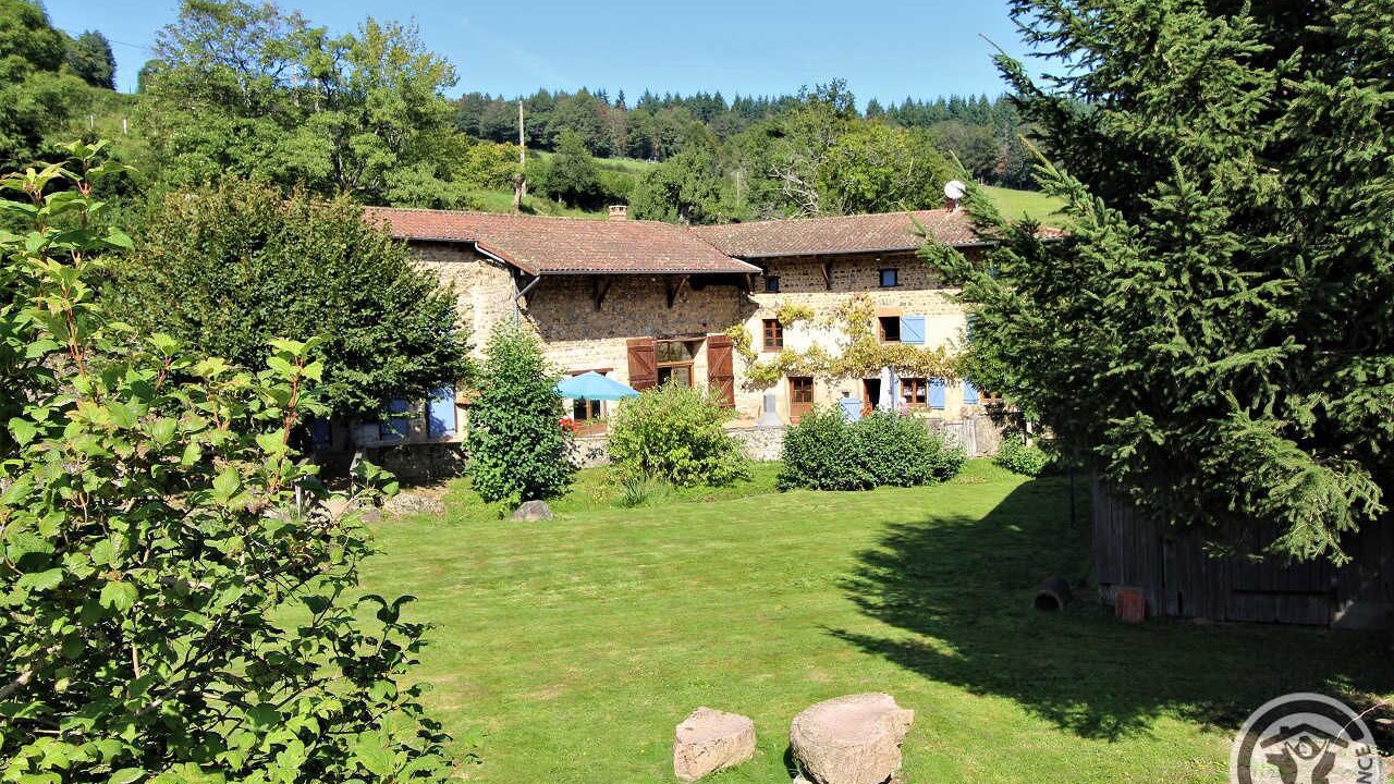 Photo of Outdoor in Saint-Bonnet-des-Bruyeres
