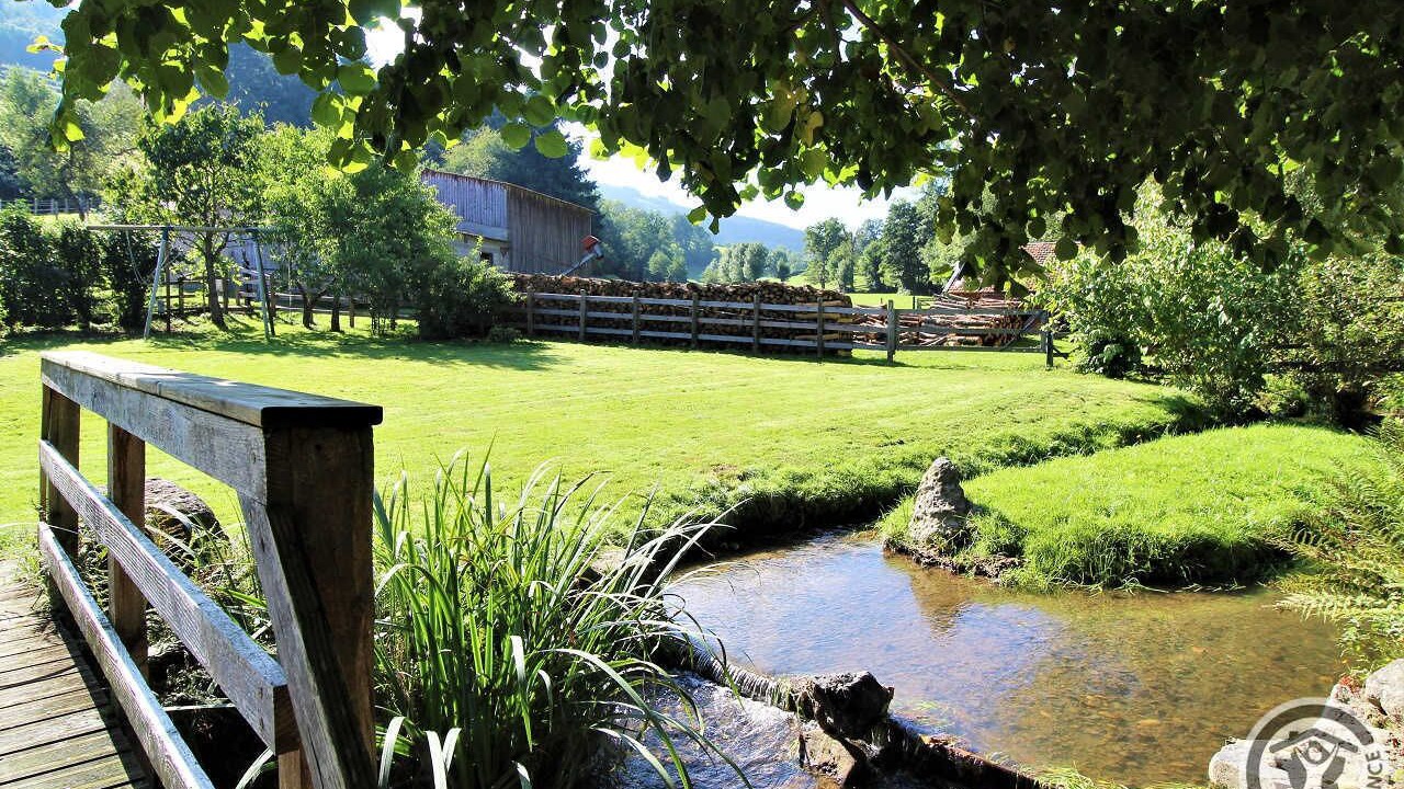 Photo of Outdoor in Saint-Bonnet-des-Bruyeres