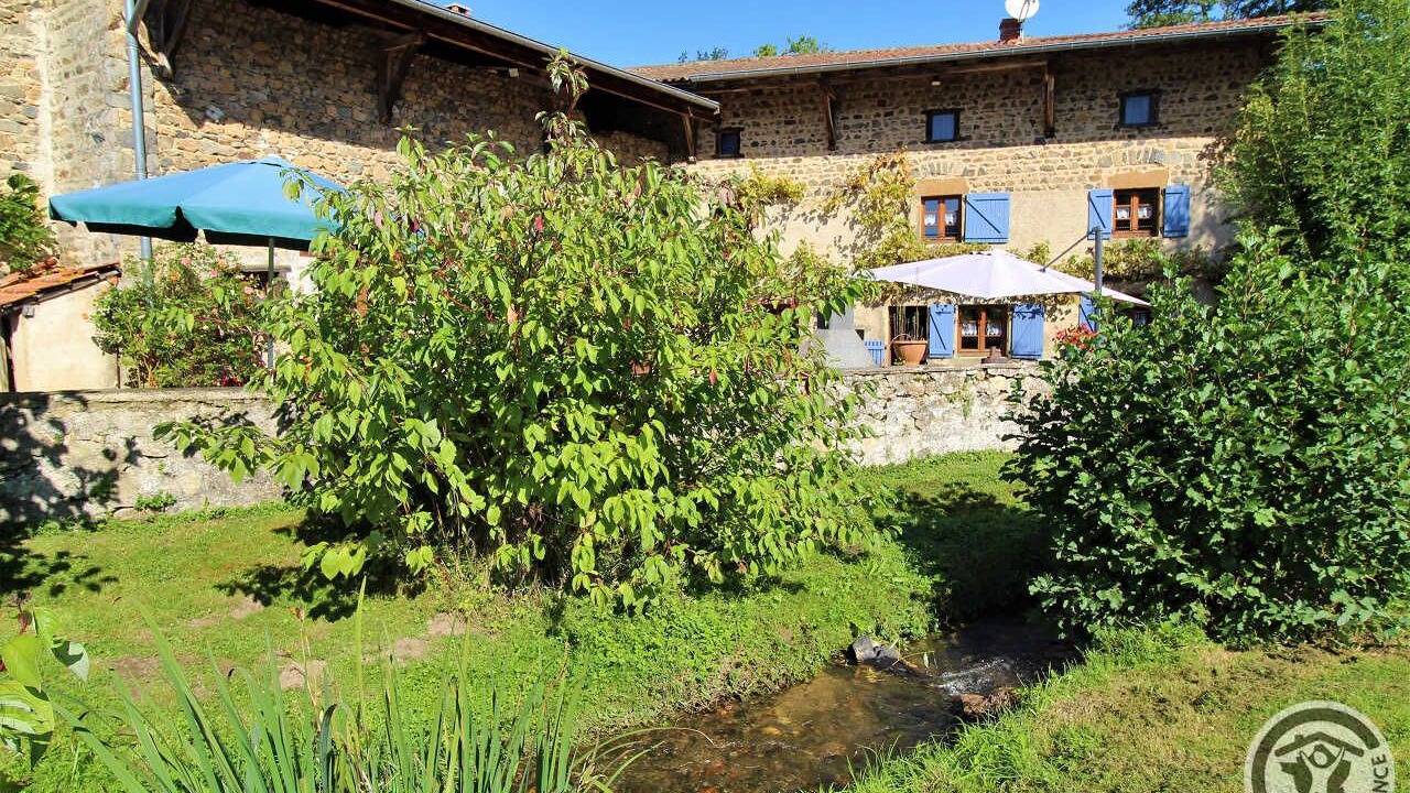 Photo of Outdoor in Saint-Bonnet-des-Bruyeres