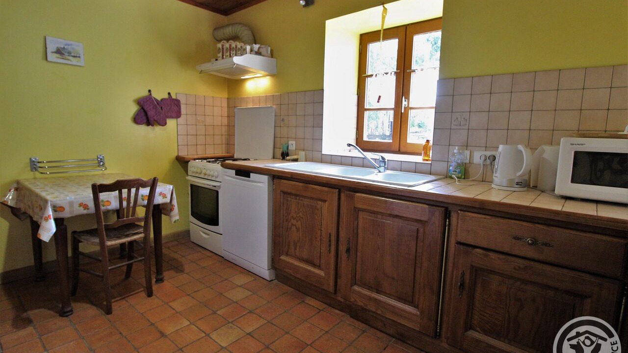 Photo of Kitchen in Saint-Bonnet-des-Bruyeres