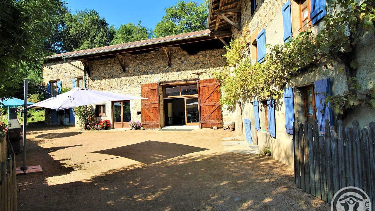 Photo of Outdoor in Saint-Bonnet-des-Bruyeres