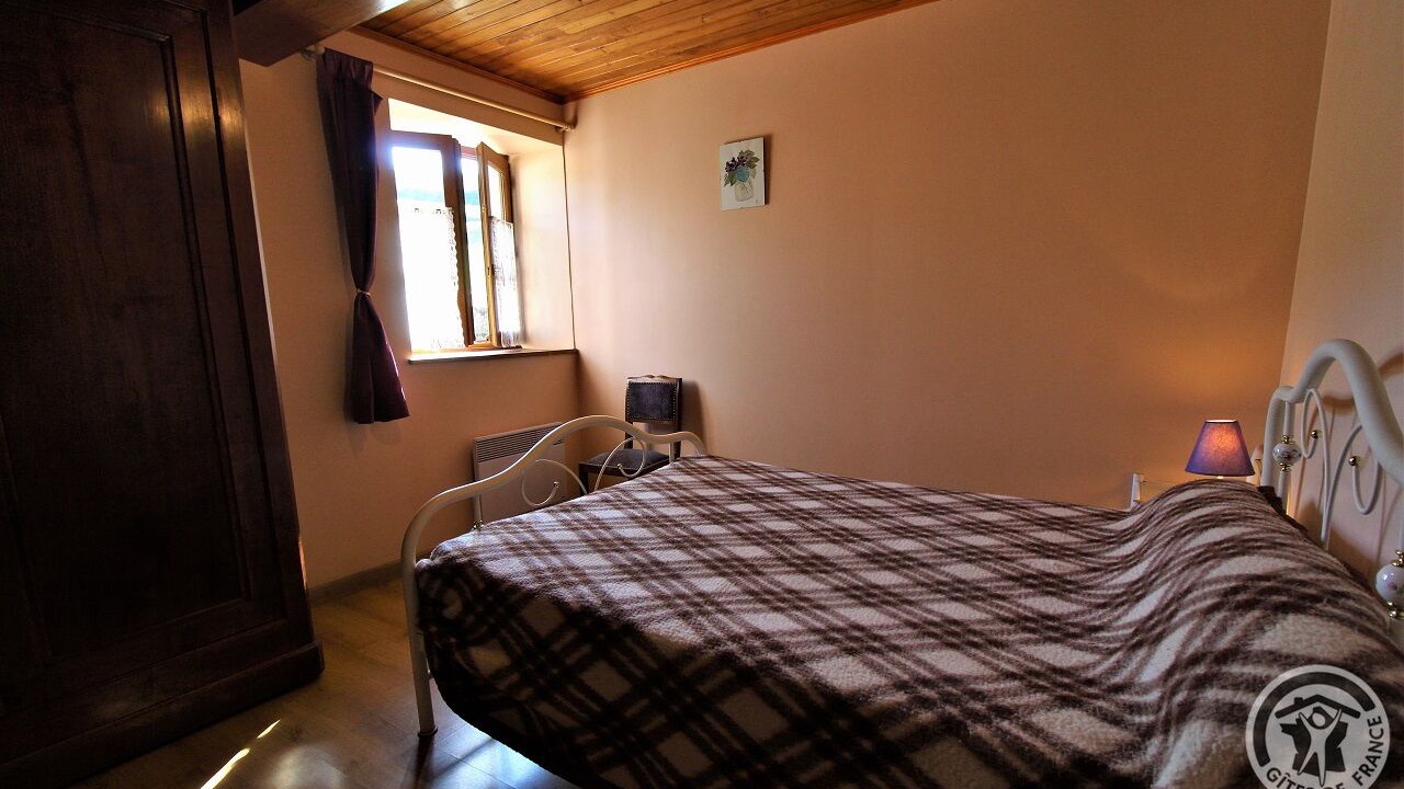 Photo of Bedroom in Saint-Bonnet-des-Bruyeres