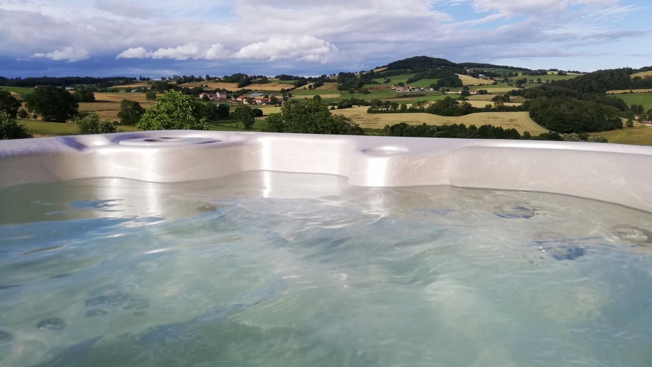 Photo of Outdoor in Saint-Martin-en-Haut