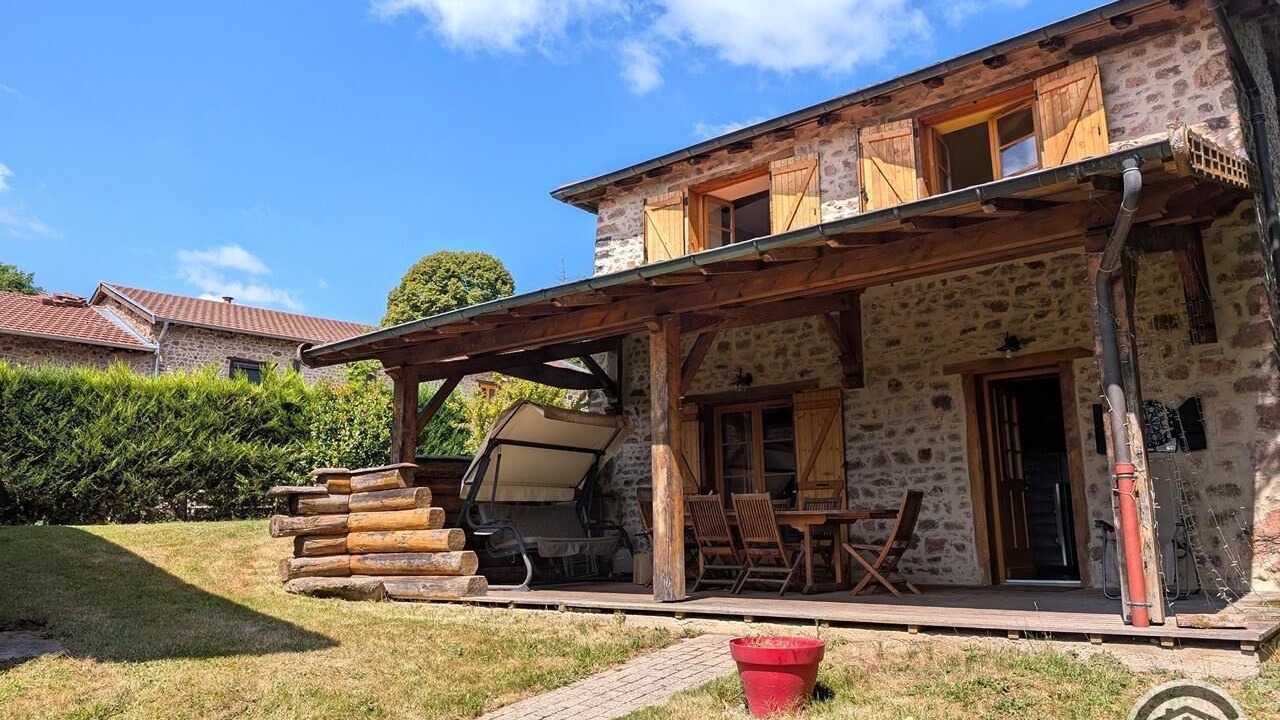 Photo of Outdoor in Poule-les-Echarmeaux