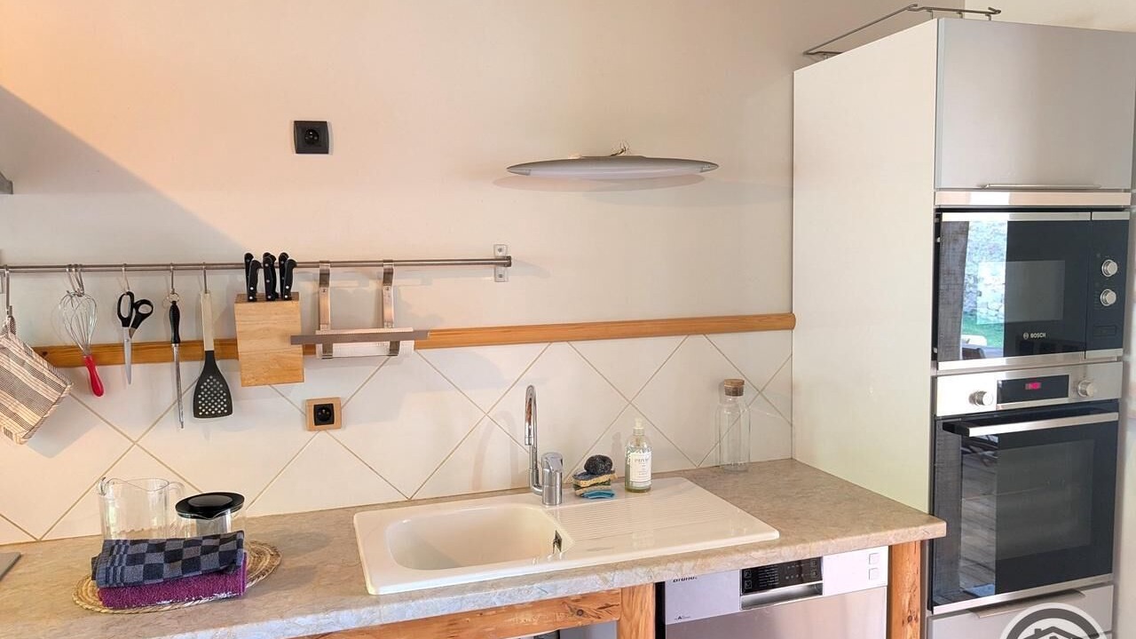 Photo of Kitchen in Poule-les-Echarmeaux