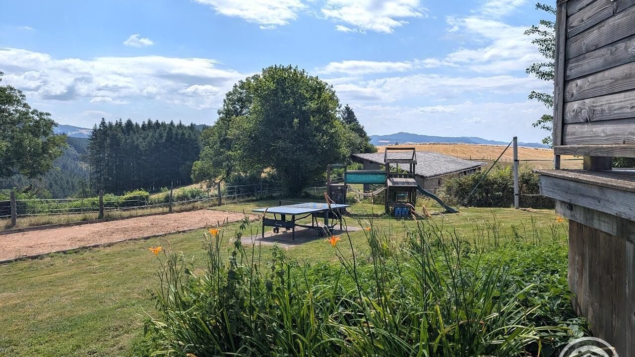 Photo of Outdoor in Poule-les-Echarmeaux