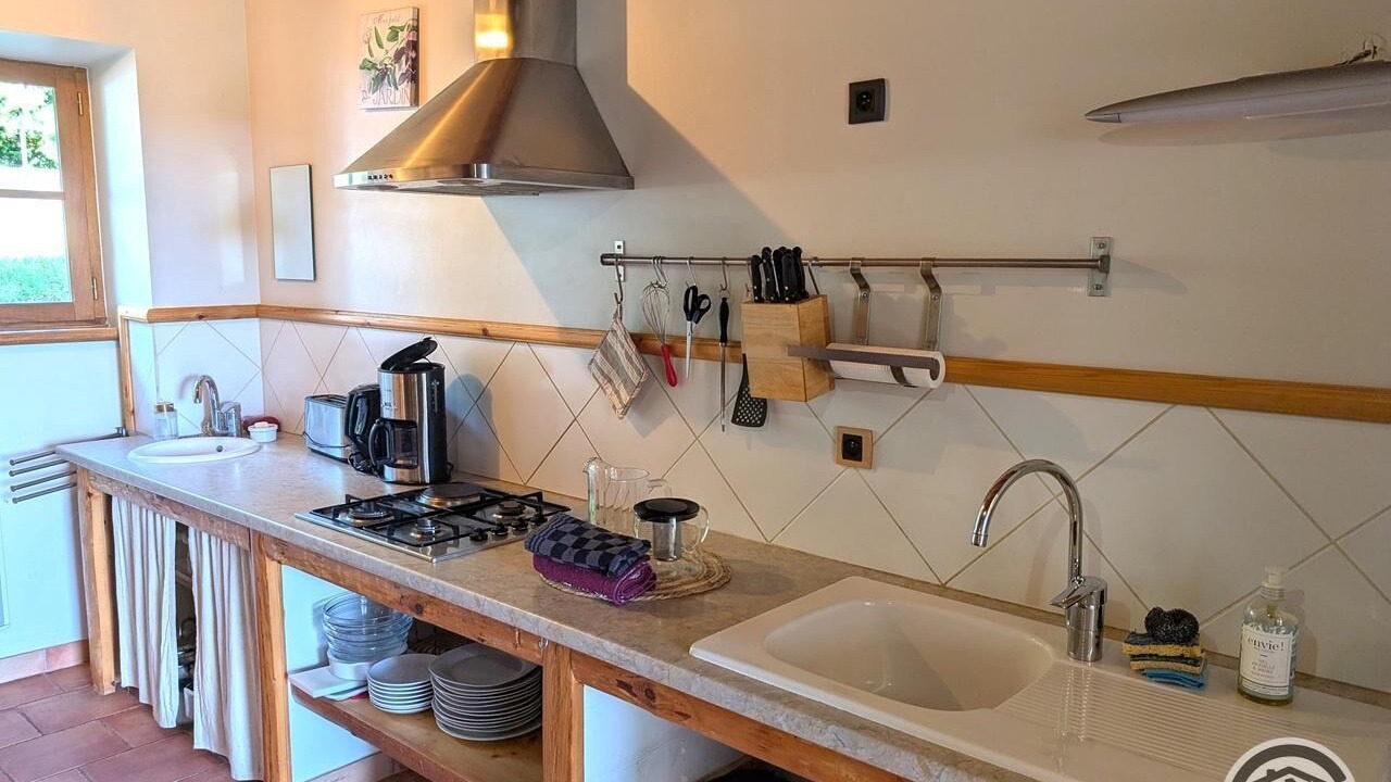 Photo of Kitchen in Poule-les-Echarmeaux