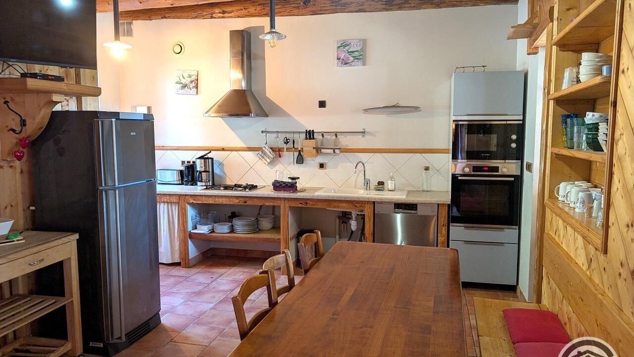 Photo of Kitchen in Poule-les-Echarmeaux