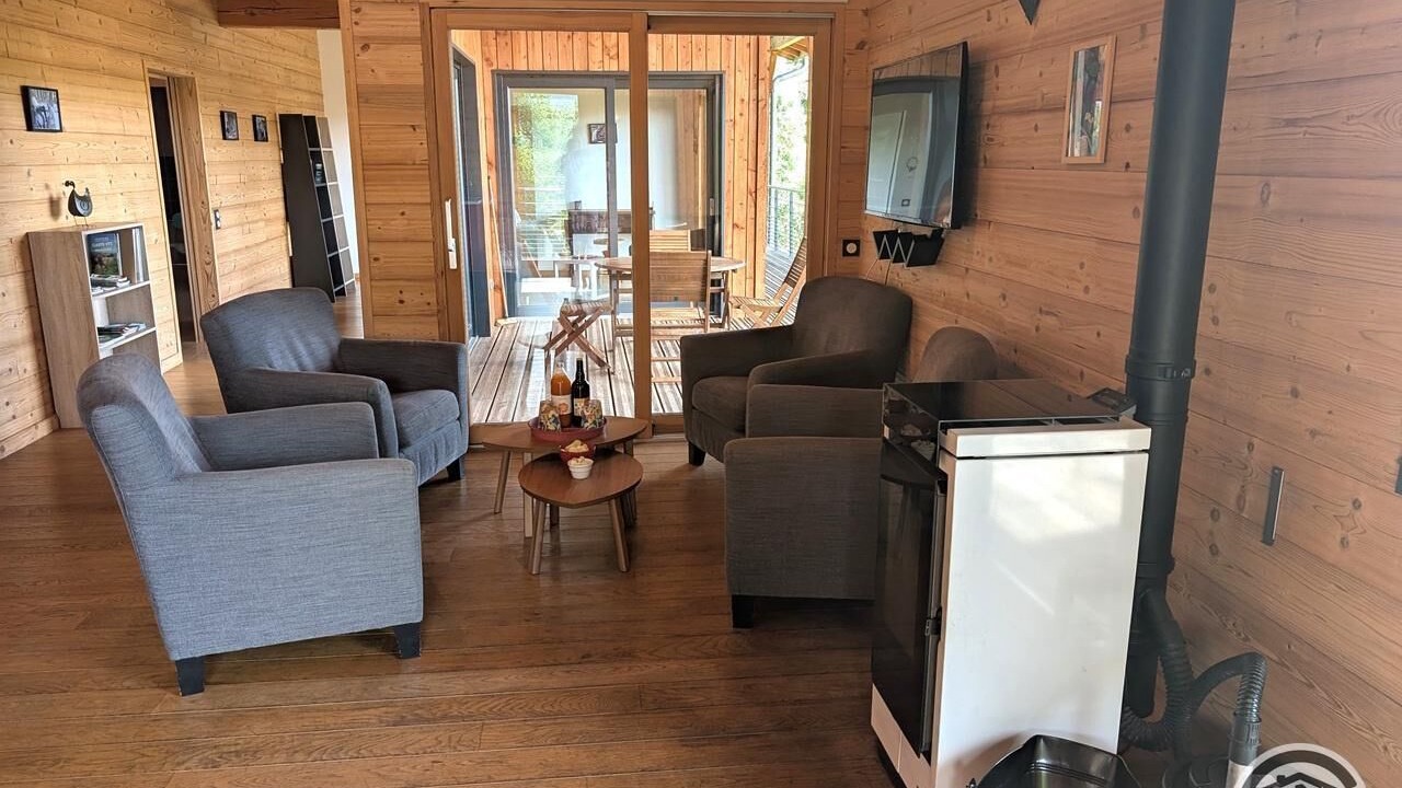 Photo of Livingroom in Chambost-Longessaigne