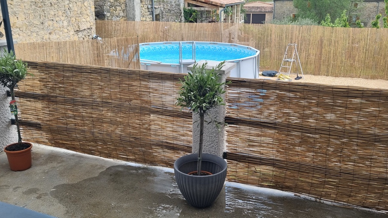 Photo of Outdoor in Vesseaux