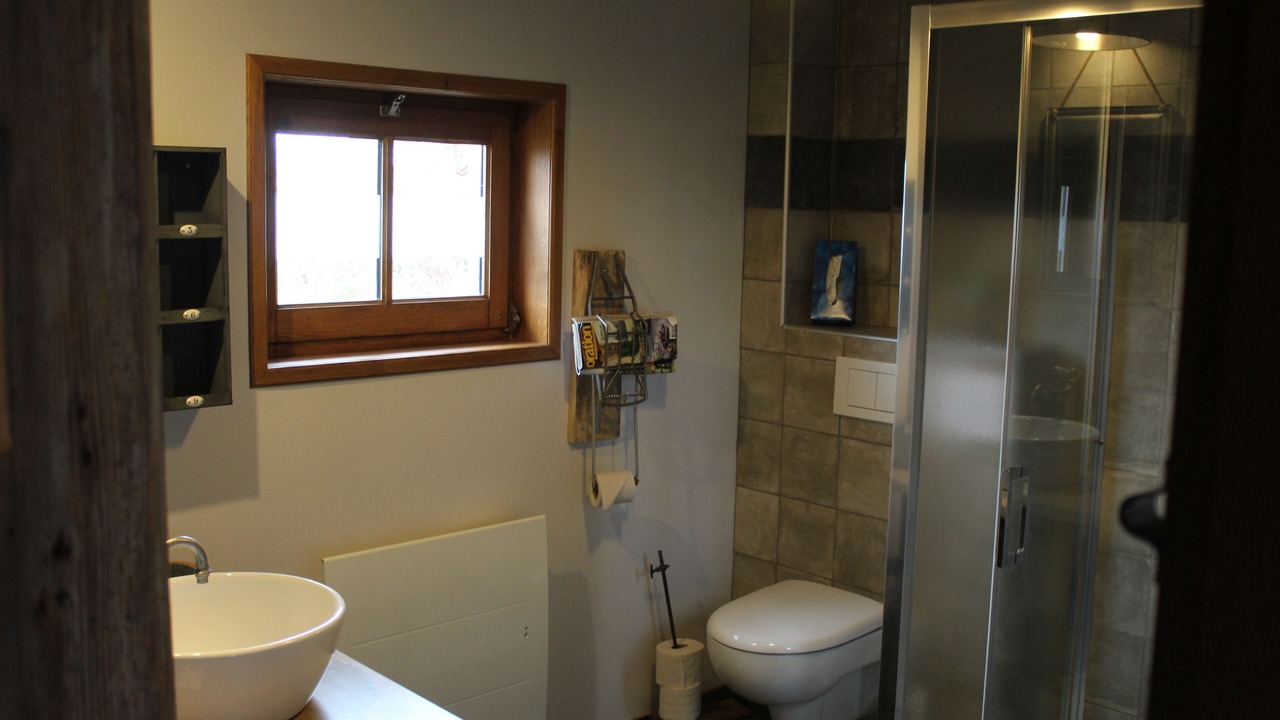Photo of Bathroom in Montcony