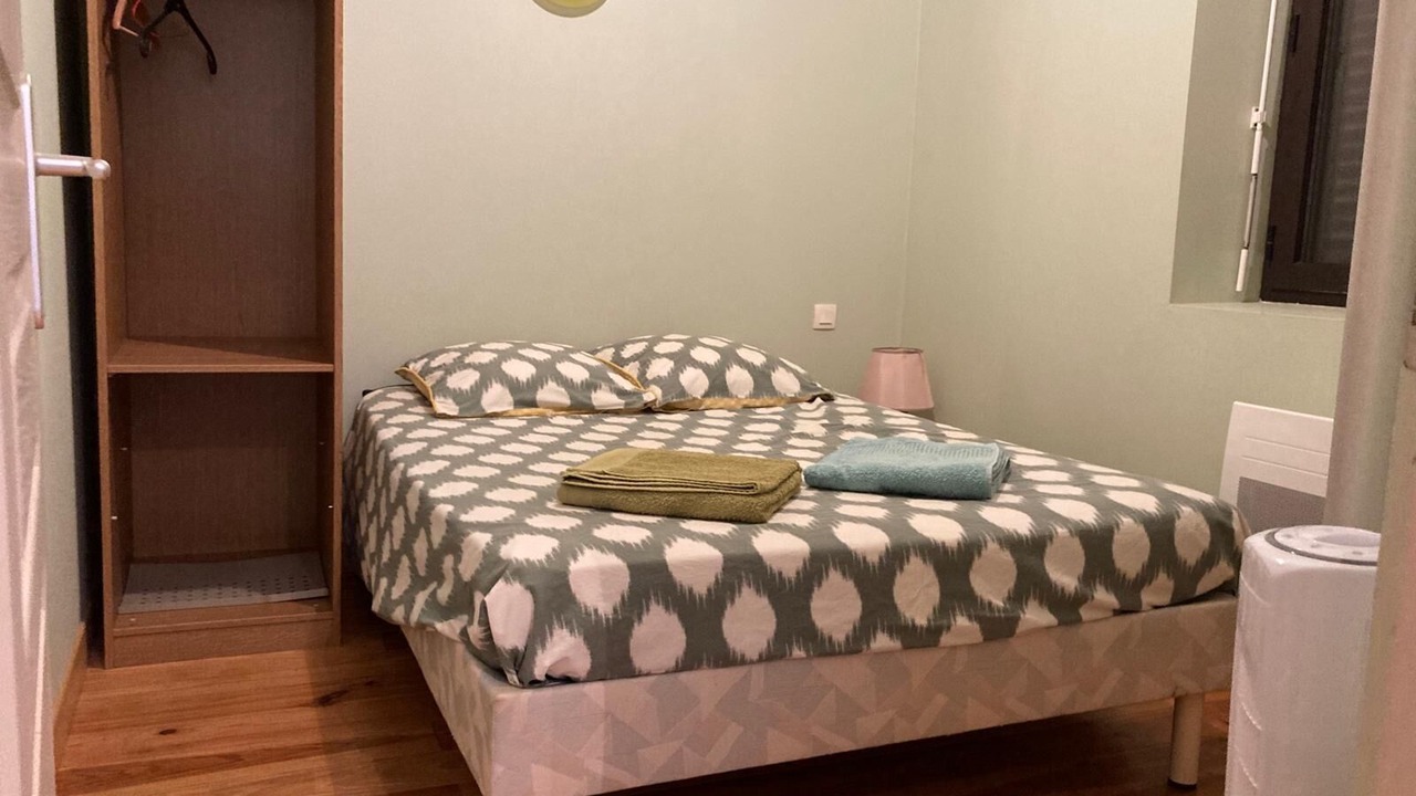 Photo of Bedroom in Saint-Jean-de-Muzols